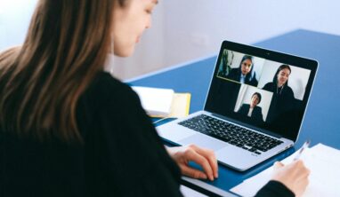 Zoom Built-In Translation vs Professional Interpreter: When AI Falls Short